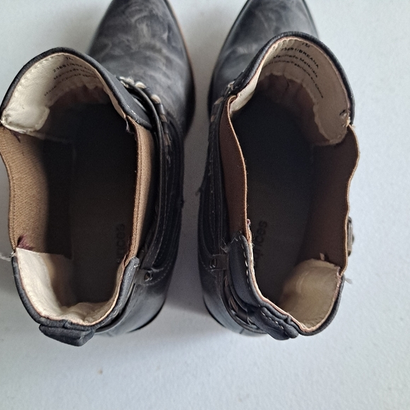 Maurices Breana Booties Gray - Picture 8 of 9